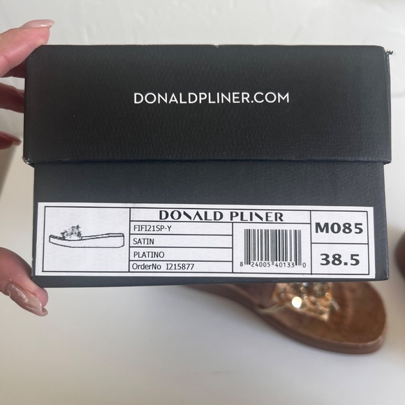 Worn Once! Donald Pliner FIFI Platino Embellished Satin Wedge Sandal 8.5 - Picture 14 of 15